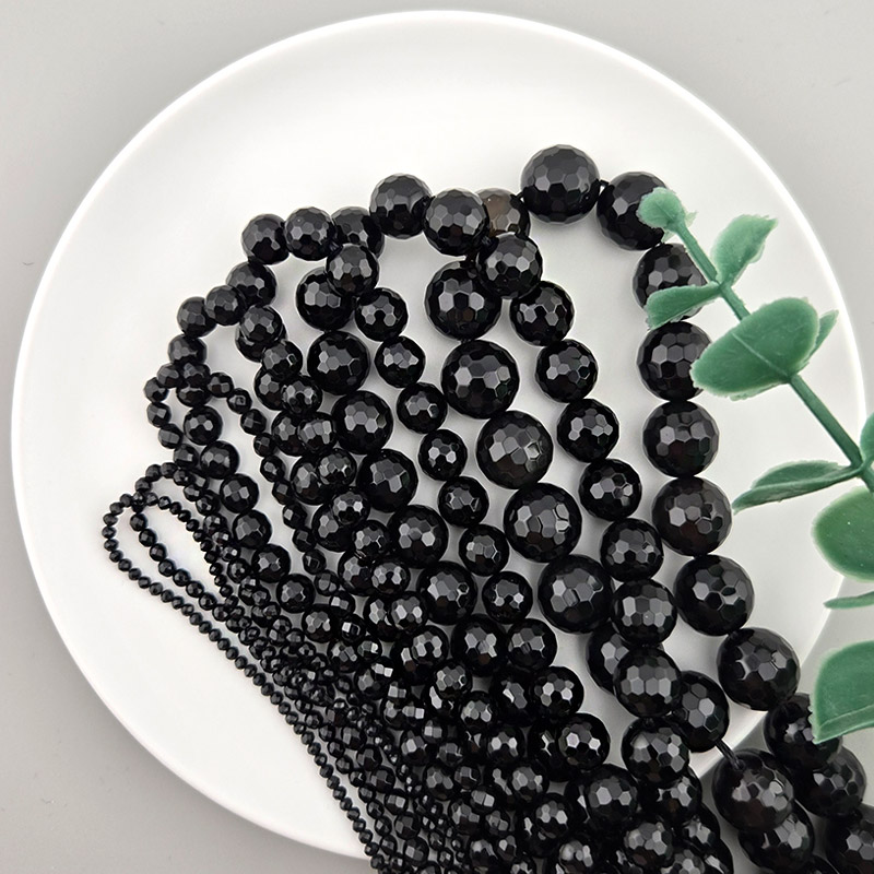 비즈톡 [J1-811-00]원석축구볼컷 2-12mm 블랙오닉스컷 ,반줄